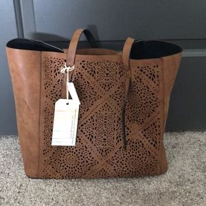 Brown tote